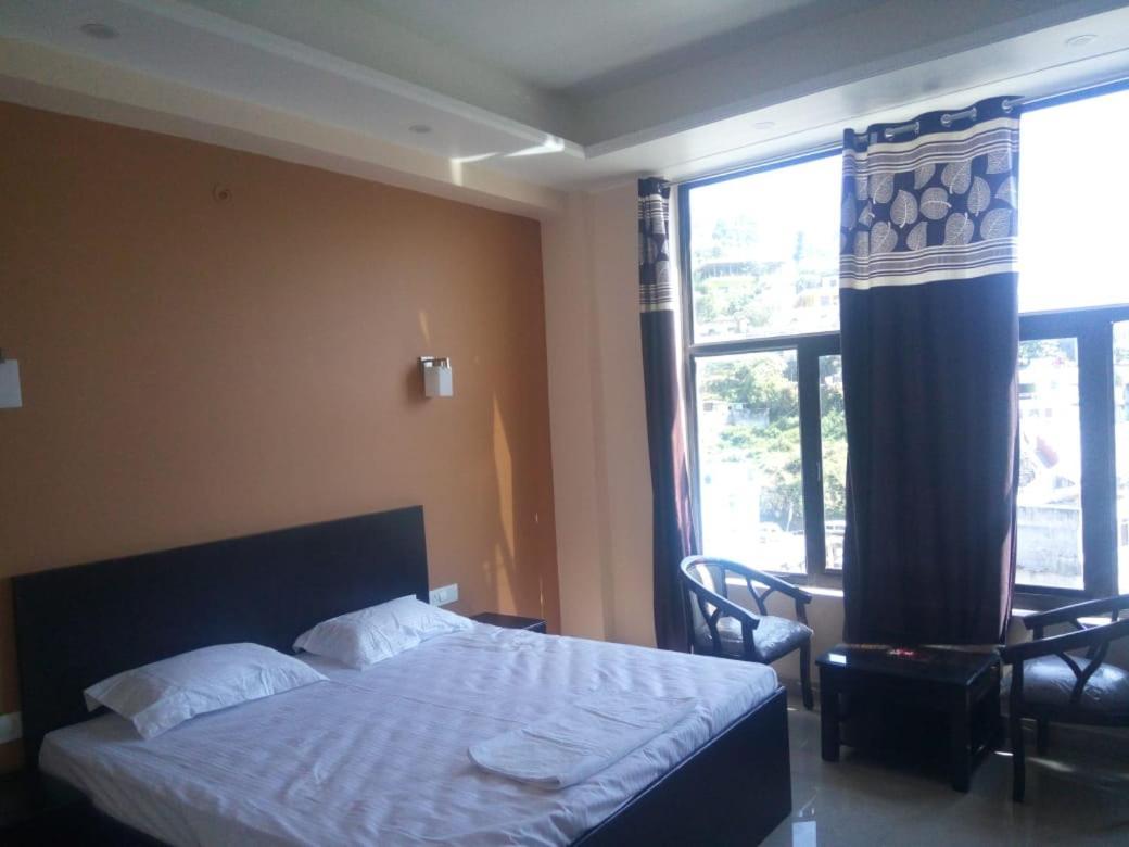 Hotel-78 Pithoragarh Ngoại thất bức ảnh