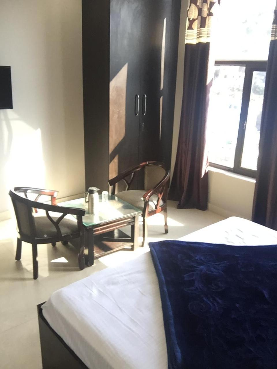 Hotel-78 Pithoragarh Ngoại thất bức ảnh
