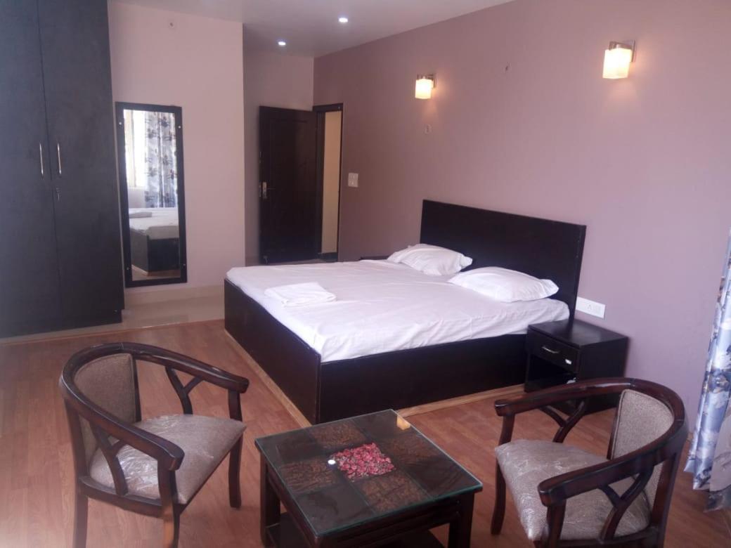 Hotel-78 Pithoragarh Ngoại thất bức ảnh