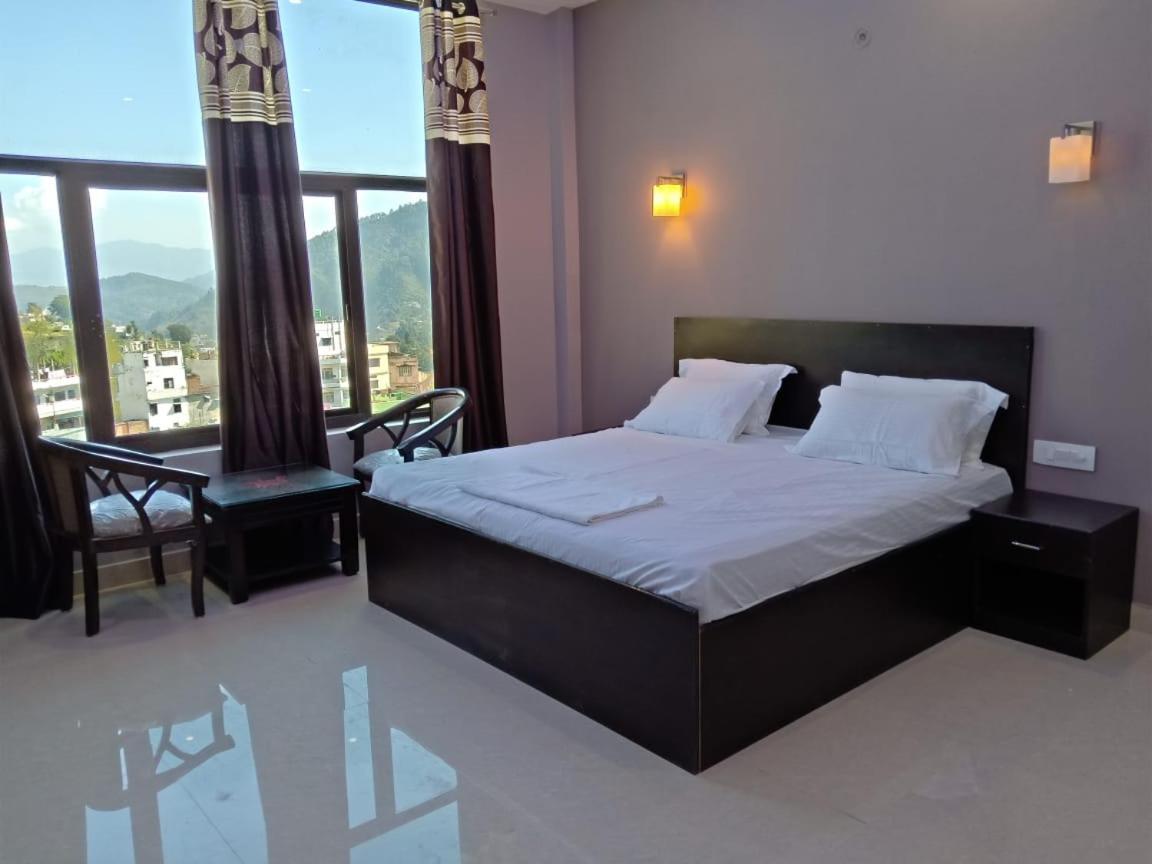 Hotel-78 Pithoragarh Ngoại thất bức ảnh