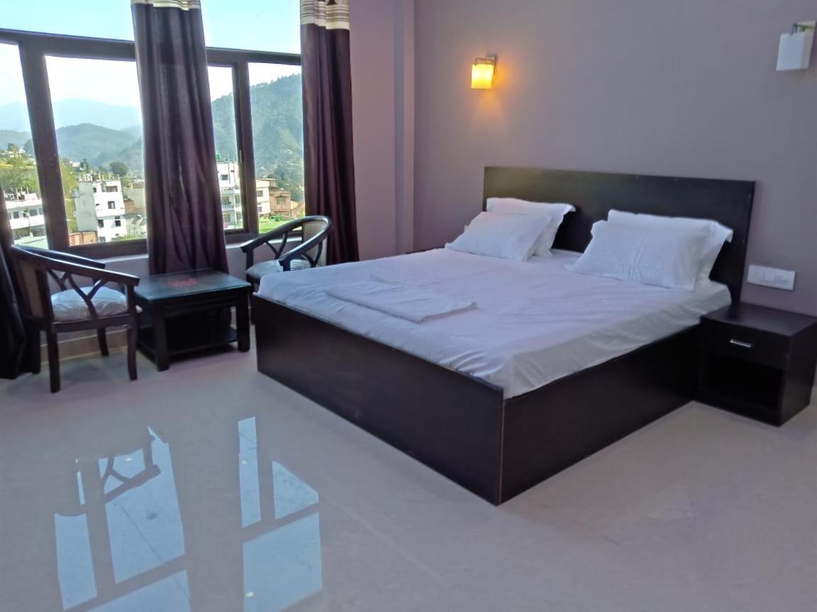Hotel-78 Pithoragarh Ngoại thất bức ảnh