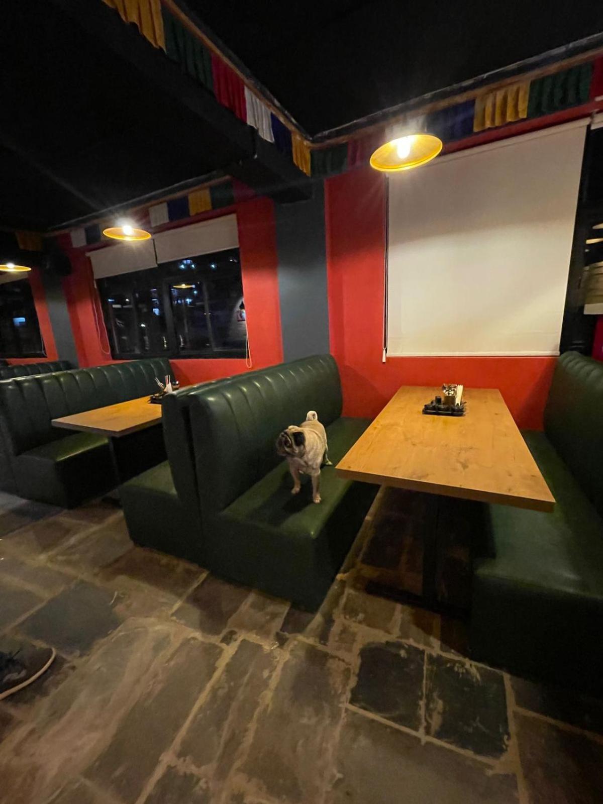 Hotel-78 Pithoragarh Ngoại thất bức ảnh