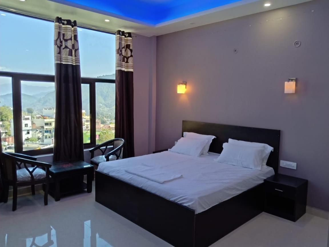 Hotel-78 Pithoragarh Ngoại thất bức ảnh