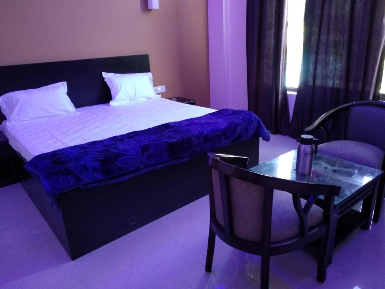 Hotel-78 Pithoragarh Ngoại thất bức ảnh